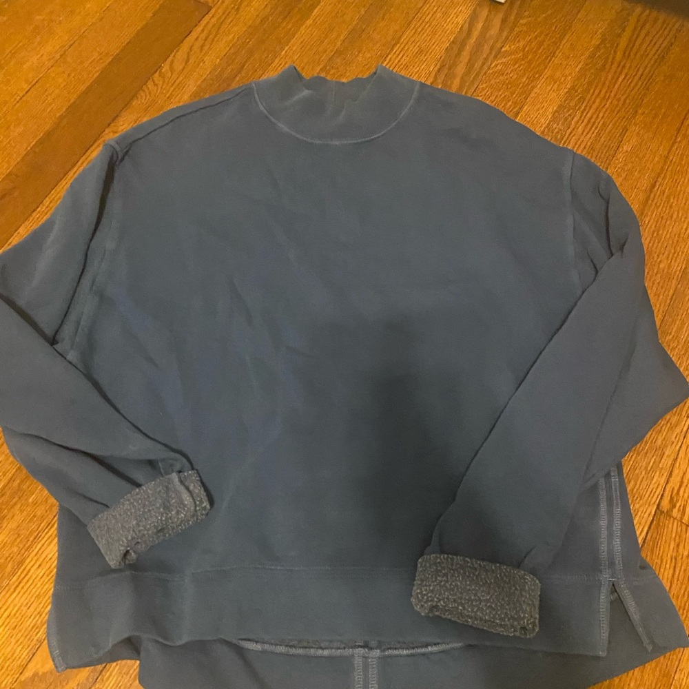Navy crewneck